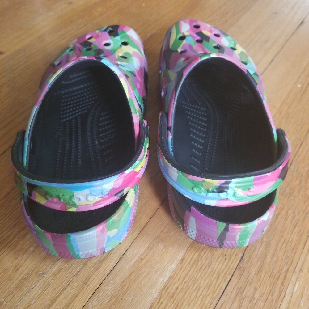 Crocs Classic Clogs Women's Size 7 - Picture 4 of 7